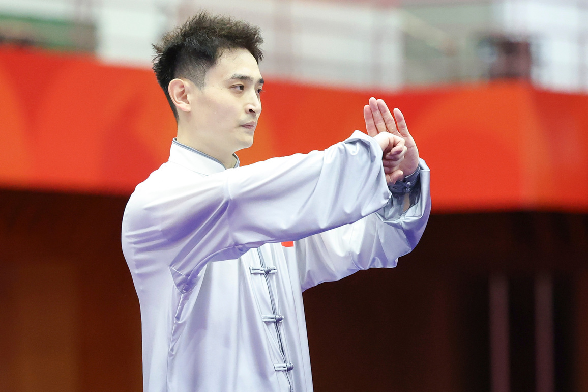 Liu Dewen returns to win Asian Games gold medal in Wushu