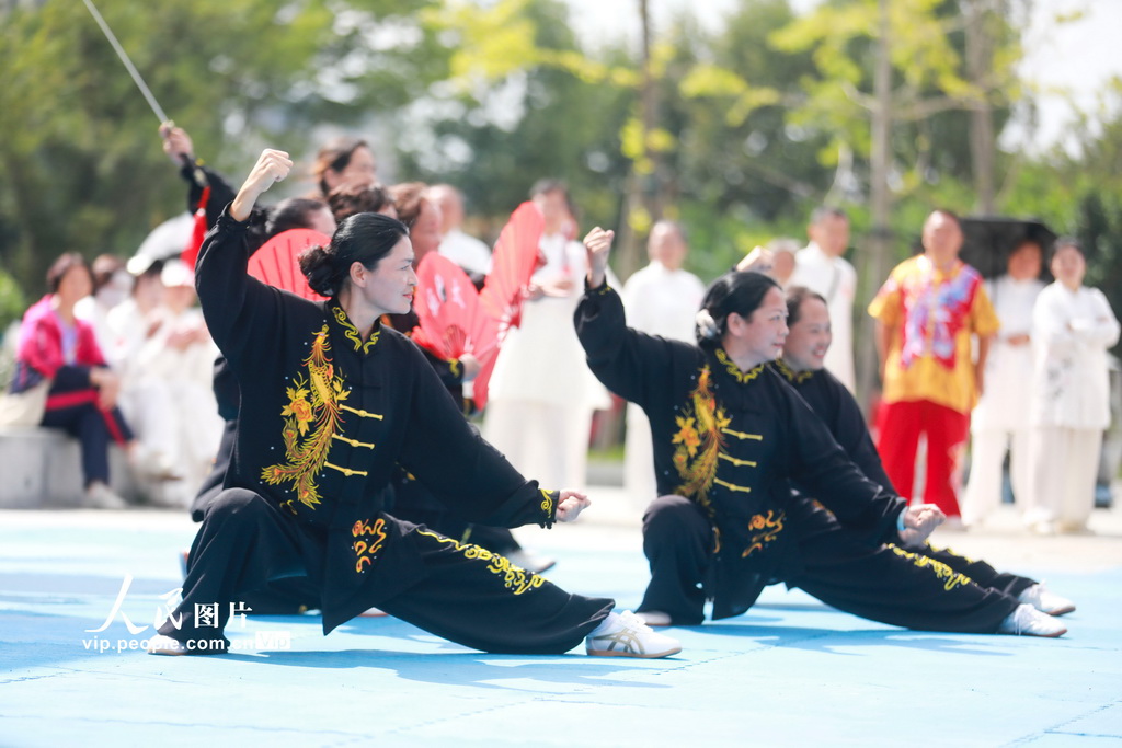 Wushu Demonstration Promotes Fitness in Guizhou